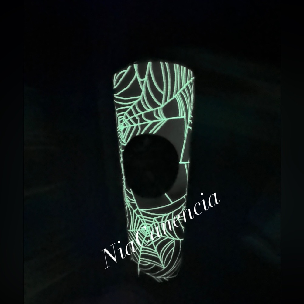Starbucks Web Glow in the dark venti - Picture 2 of 2